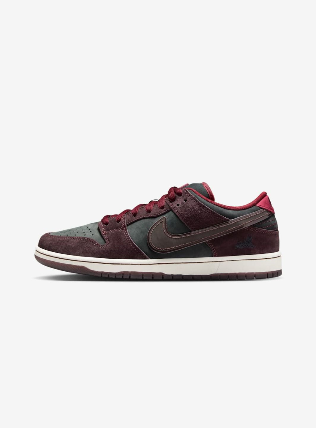 NIKE SB DUNK LOW RIOT SKATESHOP - View 1