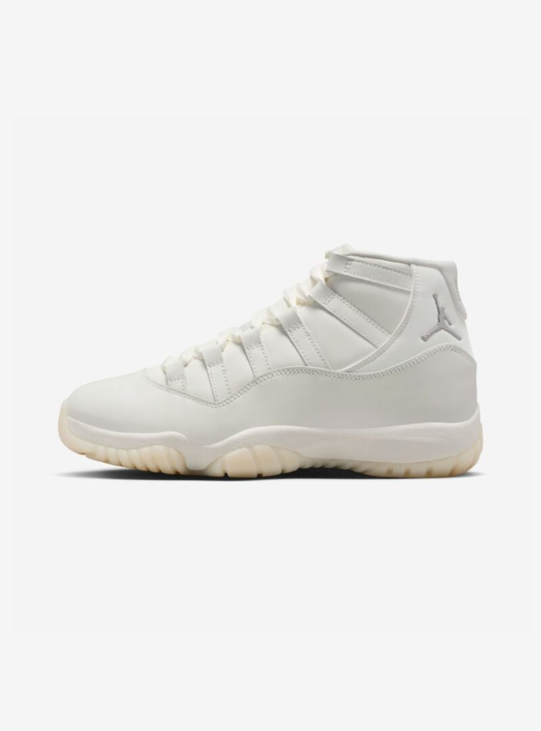AIR JORDAN 11 RETRO PEARL (W) - View 1