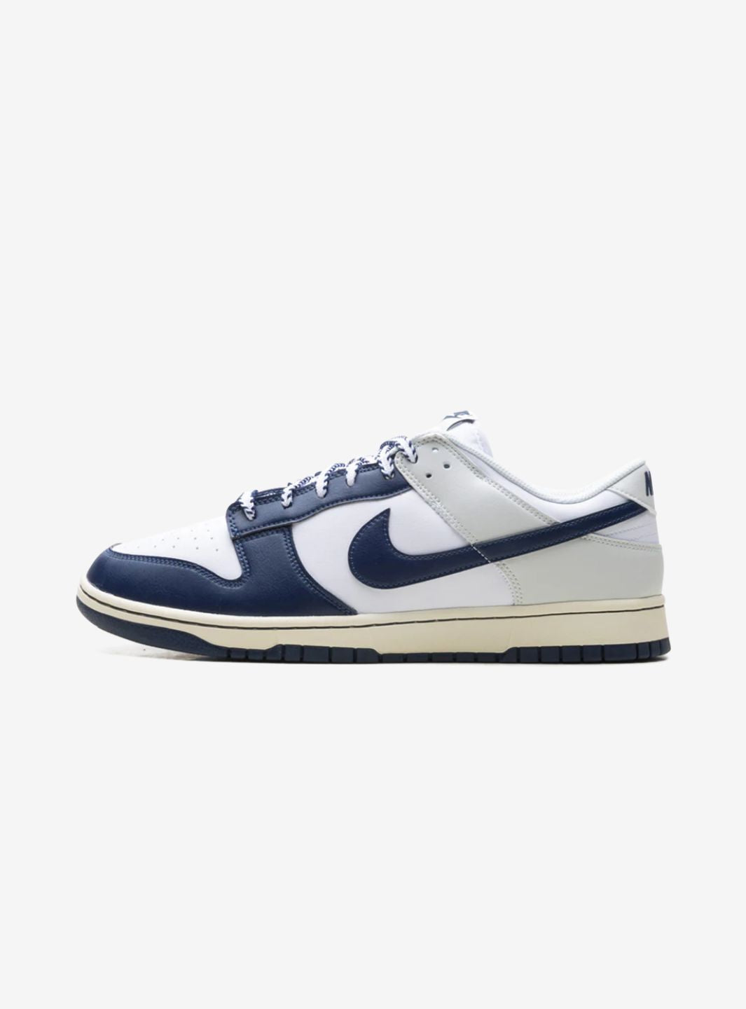 NIKE DUNK LOW NEW YORK YANKEES - View 1