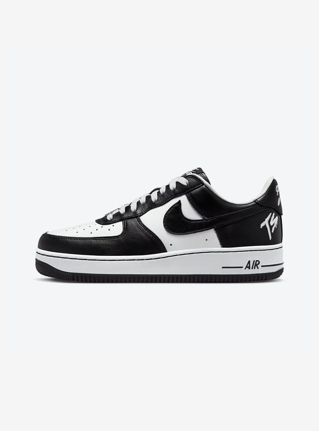 NIKE AIR FORCE 1 LOW QS TERROR SQUAD BLACKOUT - View 1