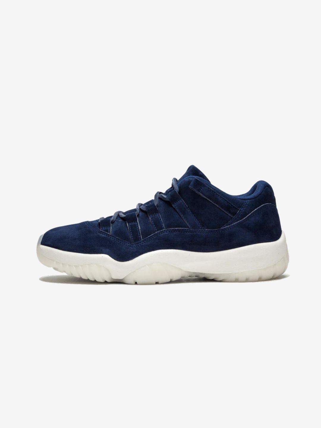 AIR JORDAN 11 RETRO LOW DEREK JETER RE2PECT - View 1